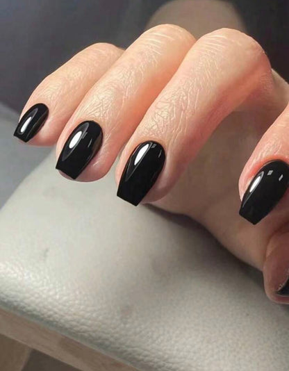 Short Coffins Black Press on Nails