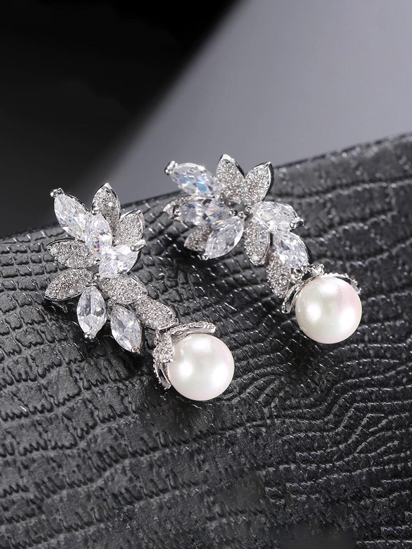 Flower Design White Zirconia Earrings