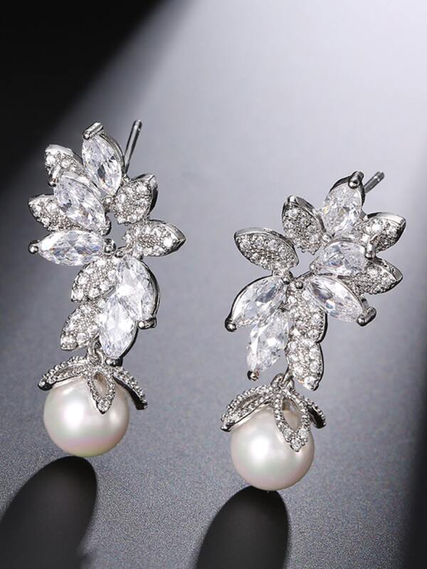 Flower Design White Zirconia Earrings