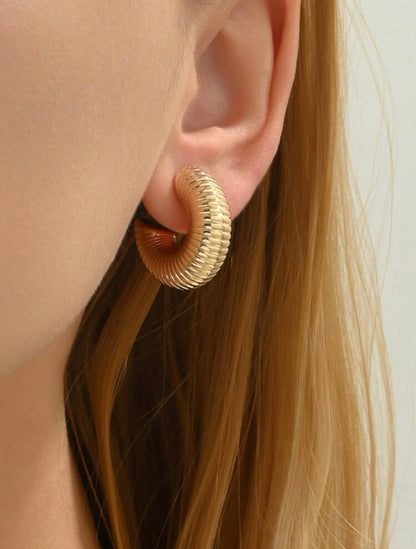 Bohemian Style Mid-size C-Earrings